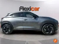 Usado Nissan Juke N-Connecta 114 CV (83 kW) 2024 Gris / plata SUV