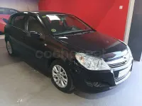 Usado Opel Astra Energy 110 CV (80 kW) 2009 Negro Berlina