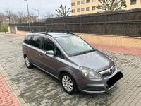 Usado Opel Zafira Cosmo 120 CV (88 kW) 2007 Gris / plata Monovolumen