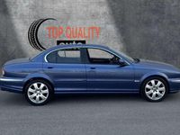 Usado Jaguar X-type Executive 231 CV (169 kW) 2003 Azul Berlina