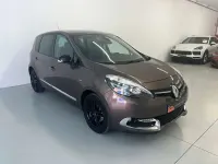 Usado Renault Scenic E-Tech Bose Edition 131 CV (96 kW) 2014 Marrón Monovolumen