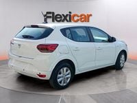 Usado Dacia Sandero Acces 67 CV (49 kW) 2022 Blanco Berlina