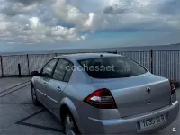 Usado Renault Mégane III 110 CV (80 kW) 2009 Blanco Berlina