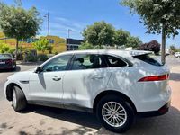 Usado Jaguar F-Pace Prestige 240 CV (176 kW) 2018 Fuji white  solida SUV