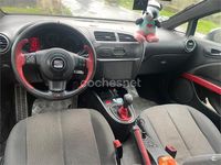 Usado Seat Leon Sport 150 CV (110 kW) 2007 Negro Utilitario