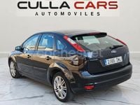 Usado Ford Focus Ghia 136 CV (100 kW) 2005 Negro Utilitario