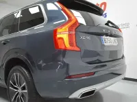 Używany Volvo XC90 Momentum 235 KM (172 kW) 2021 Niebieski SUV