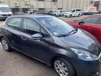 Usado Peugeot 208 Active 82 CV (60 kW) 2014 Negro Utilitario