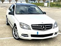 Usado Mercedes C220 170 CV (125 kW) 2010 Blanco Familiar