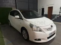 Usado Toyota Verso Active 126 CV (92 kW) 2011 Blanco Monovolumen