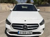 Usado Mercedes B180 116 CV (85 kW) 2020 Blanco Utilitario