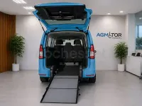 Usado VW Caddy 102 CV (75 kW) 2025 Azul Monovolumen