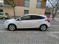 Usado Ford Focus Trend 125 CV (91 kW) 2012 Blanco Berlina