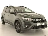 Usado Dacia Jogger Expression 101 CV (74 kW) 2025 Verde Monovolumen