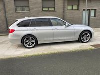 Usado BMW 318 Comfort Edition 143 CV (105 kW) 2014 Gris / plata Familiar