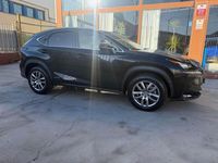 Usado Lexus NX300h Luxury Line 197 CV (144 kW) 2017 Negro SUV