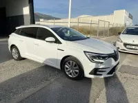 Usado Renault Mégane GrandTour Intens 116 CV (85 kW) 2021 Blanco Familiar