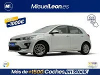 Usado Kia Rio 84 CV (61 kW) 2022 Gris / plata Berlina