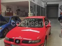 Używany Seat Leon 105 KM (77 kW) 2002 Czerwony Hatchback