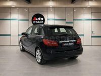 Usado Mercedes B180 109 CV (80 kW) 2014 Negro Monovolumen