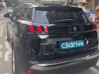 Usado Peugeot 3008 Active 131 CV (96 kW) 2020 Negro SUV