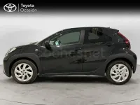 Usado Toyota Aygo X Play 72 CV (52 kW) 2025 Negro SUV