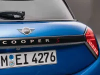 Usado Mini Cooper Essential 156 CV (114 kW) 2024 Blanco Utilitario