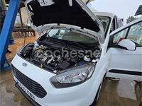 Usado Ford Transit Connect 100 CV (73 kW) 2017 Blanco Monovolumen