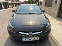Usado Opel Astra Selective 110 CV (80 kW) 2015 Marrón Berlina