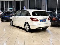 Usado Mercedes B200 140 CV (102 kW) 2012 Blanco Monovolumen