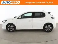 Usado Peugeot 208 Allure 131 CV (96 kW) 2021 Blanco Utilitario