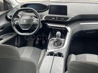 Usado Peugeot 3008 Allure 120 CV (88 kW) 2017 Negro SUV