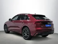 Usado Audi Q8 Black Edition 234 CV (172 kW) 2020 Rojo SUV