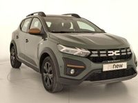 Usado Dacia Sandero Extreme 100 CV (73 kW) 2025 Verde Berlina