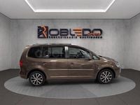 Usado VW Touran Advance 140 CV (102 kW) 2011 Marrón Monovolumen