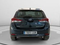 Usado Toyota Auris Hybrid 136 CV (100 kW) 2015