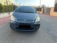 Usado Citroën Xsara Picasso Exclusive 90 CV (66 kW) 2006 Gris Monovolumen