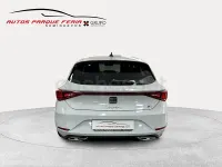 Usado Seat Leon FR 116 CV (85 kW) 2025 Blanco Berlina
