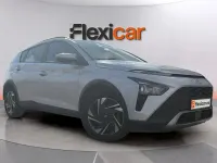 Usado Hyundai Bayon 101 CV (74 kW) 2023 Gris SUV
