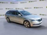 Usado Skoda Octavia Ambition 150 CV (110 kW) 2020 Gris / plata Familiar