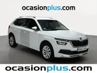 Usado Skoda Kamiq Ambition 95 CV (69 kW) 2021 Blanco SUV
