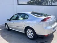 Usado Renault Laguna III Expression 140 CV (102 kW) 2010 Gris / plata Berlina