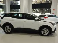 Usado Peugeot 3008 Active 130 HP (95 kW) 2019 Branco SUV