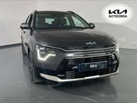 Usado Kia Niro 129 CV (94 kW) 2025 Gris SUV
