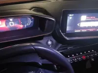 Usado Peugeot 2008 Allure 102 CV (75 kW) 2020 Naranja SUV