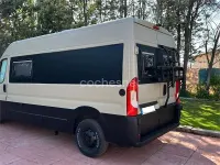 Usado Peugeot Traveller Business-Line 180 CV (132 kW) 2018 Marrón Monovolumen