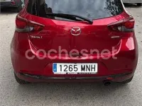 Usado Mazda 2 Homura-Line 90 CV (66 kW) 2024 Rojo Utilitario