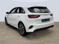 Usado Kia Ceed 100 CV (73 kW) 2024 Blanco Utilitario