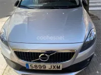 Usado Volvo V40 CC Momentum 120 CV (88 kW) 2017 Gris / plata Familiar