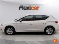 Usado Seat Leon Style 115 CV (84 kW) 2019 Blanco Berlina